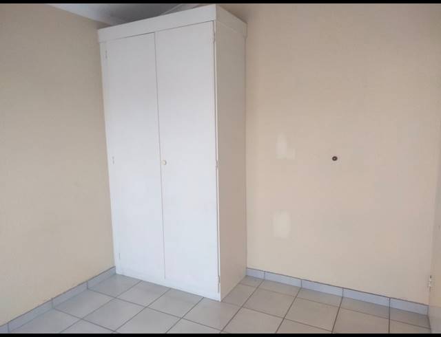 2 BEDROOM TOWNHOUSE FOR SALE IN SONNEGLANS